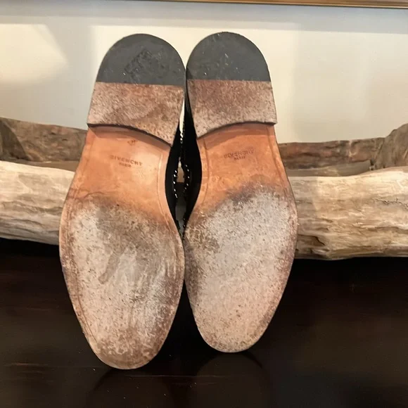 Givenchy Prue Black Leather Buckle Boot - Picture 14 of 14